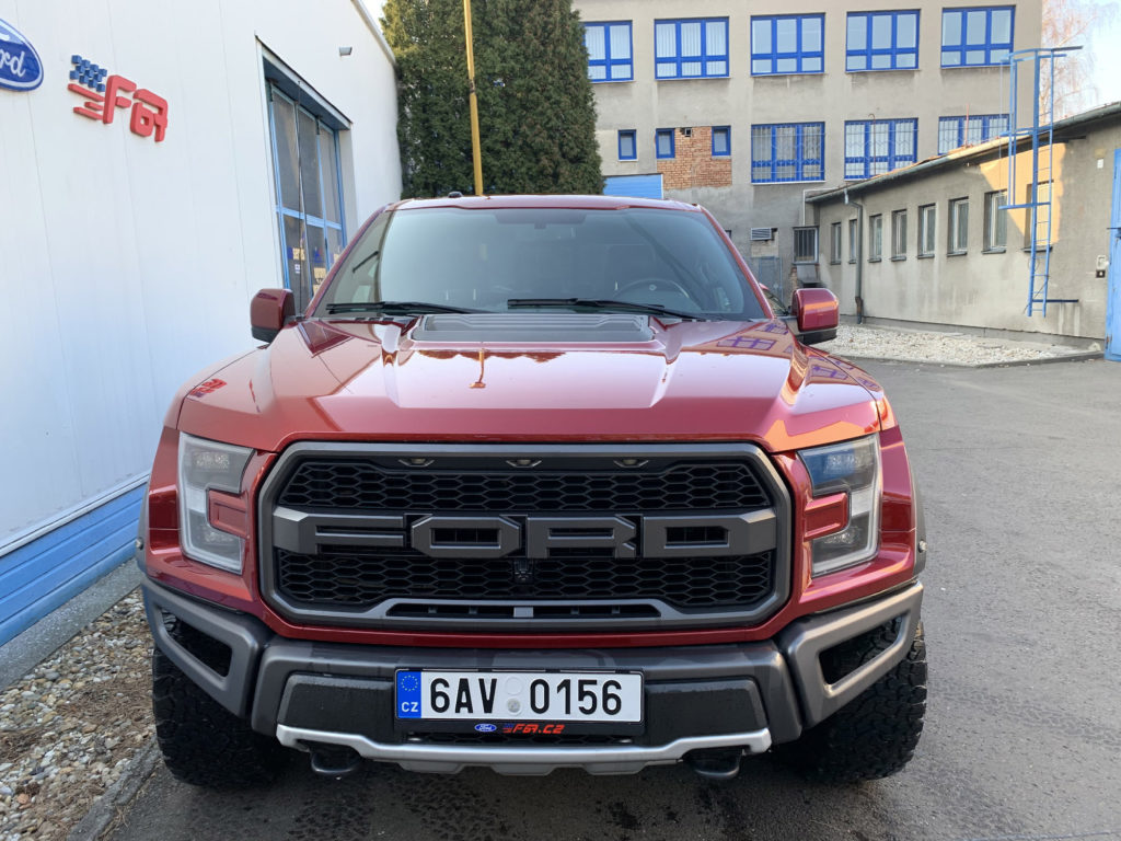 F 150 Raptor přední maska